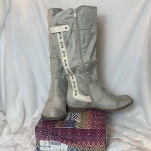 NWT Gray micro faux suede flat boots, lace up detail in back, unworn new in box